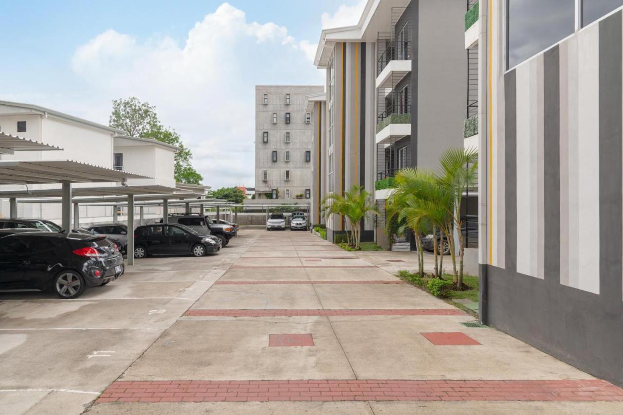 Boulevard Park Apto #27 - 2Bdrm - Selena Segura Heredia Buitenkant foto