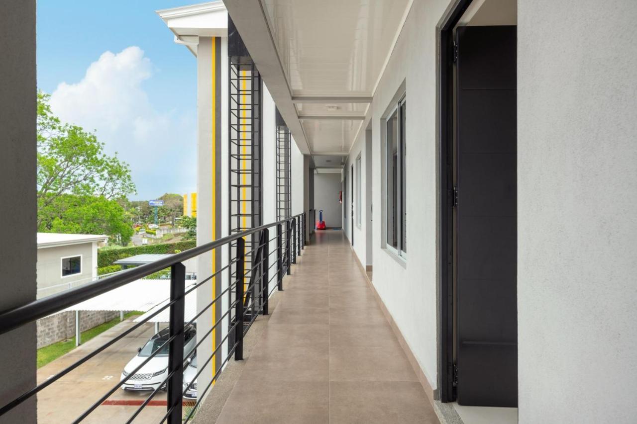 Boulevard Park Apto #27 - 2Bdrm - Selena Segura Heredia Buitenkant foto