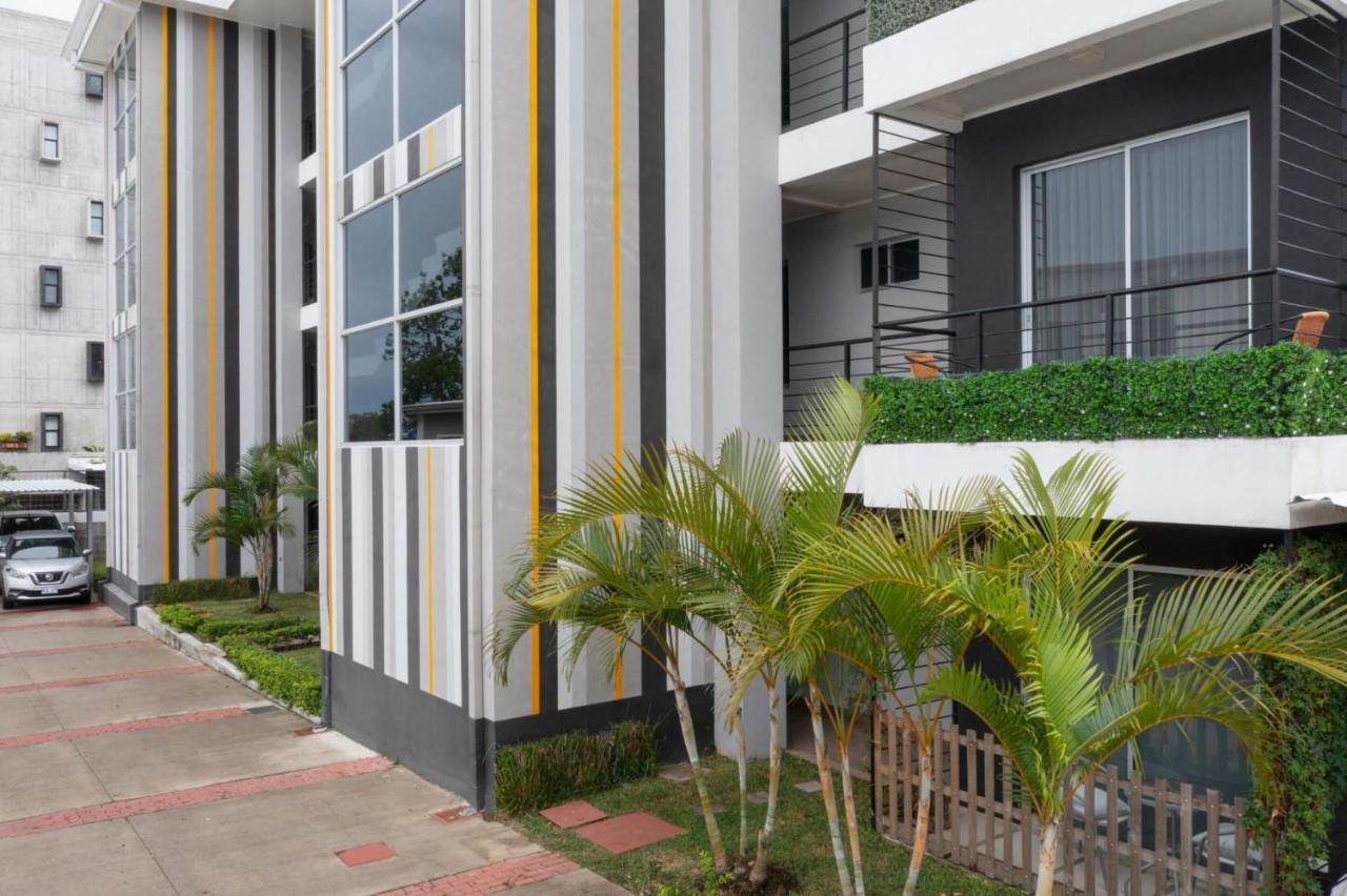 Boulevard Park Apto #27 - 2Bdrm - Selena Segura Heredia Buitenkant foto