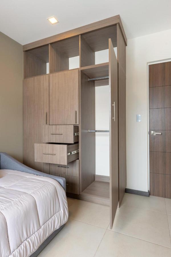 Boulevard Park Apto #27 - 2Bdrm - Selena Segura Heredia Buitenkant foto